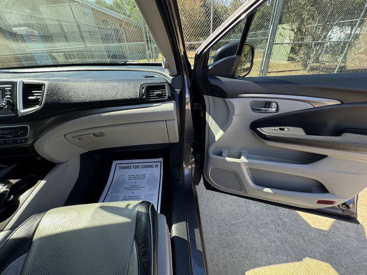 Used 2017 Honda Pilot LX image 23