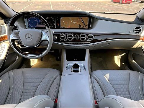 Used 2015 Mercedes-Benz S 550 Sedan image 16
