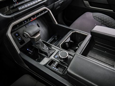 Used 2022 Toyota Tundra SR5 image 20