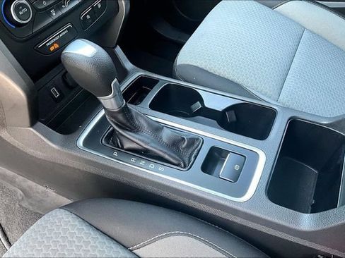Used 2017 Ford Escape SE AWD/4WD image 13