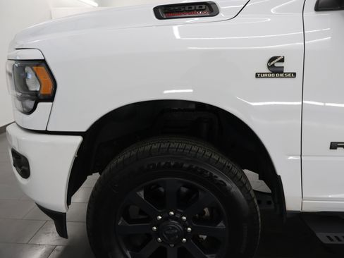 Used 2022 RAM 2500 Big Horn w/ Night Edition AWD/4WD image 33