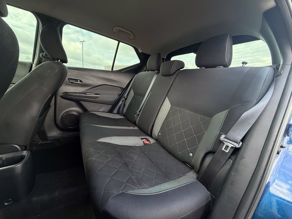 Used 2018 Nissan Kicks SV FWD image 23