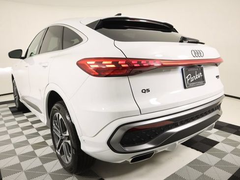 Certified 2025 Audi Q5 Premium Plus w/ Premium Plus AWD/4WD image 3