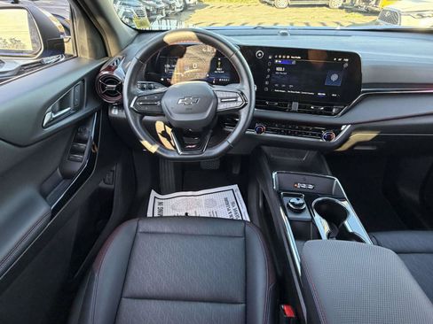 Used 2025 Chevrolet Equinox RS AWD/4WD image 14