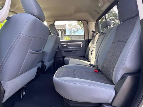 Used 2019 RAM 1500 Big Horn image 14