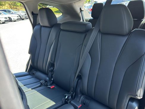 Certified 2024 Acura MDX FWD image 22