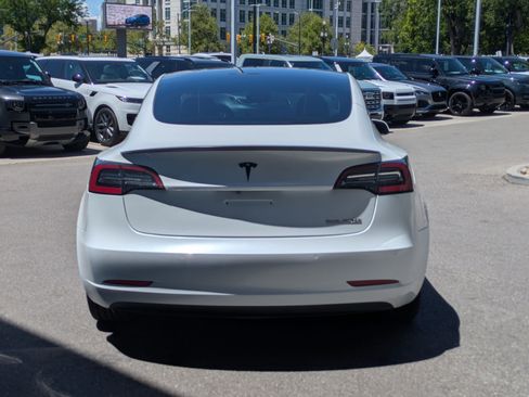 Used 2022 Tesla Model 3 Performance AWD/4WD image 4
