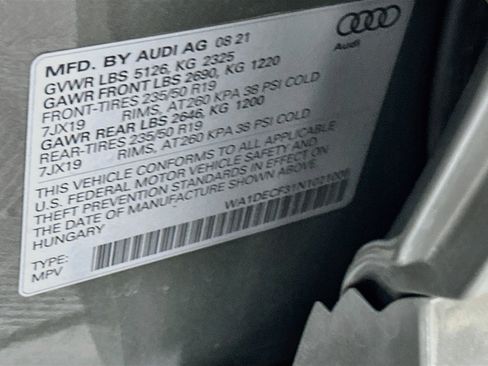 Used 2022 Audi Q3 2.0T Premium w/ Convenience Package AWD/4WD image 12
