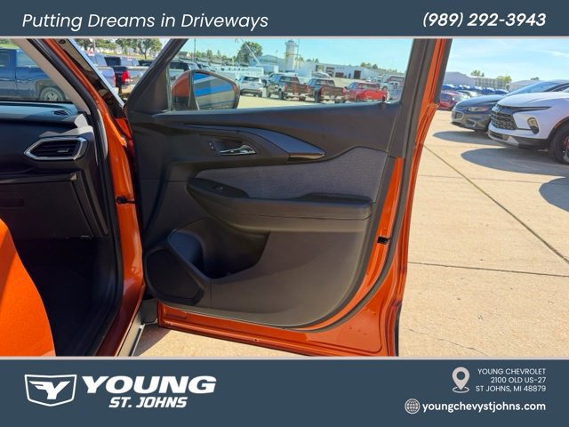Certified 2022 Chevrolet TrailBlazer LT w/ Driver Confidence Package AWD/4WD image 33