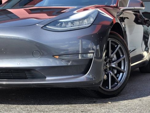 Used 2019 Tesla Model 3 Long Range image 3