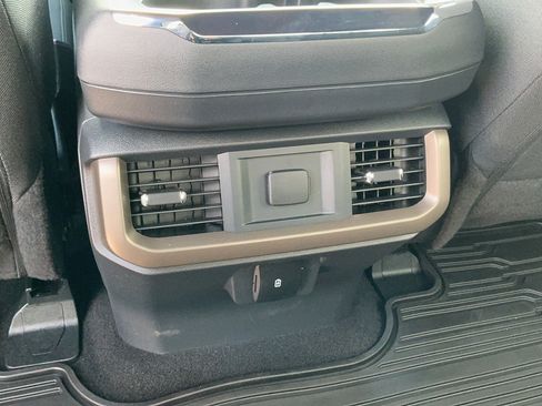 Used 2025 Ford F150 STX w/ Equipment Group 201A FX4 AWD/4WD image 10