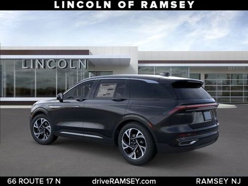 New 2026 Lincoln Nautilus Premier w/ Equipment Group 102A AWD/4WD image 5