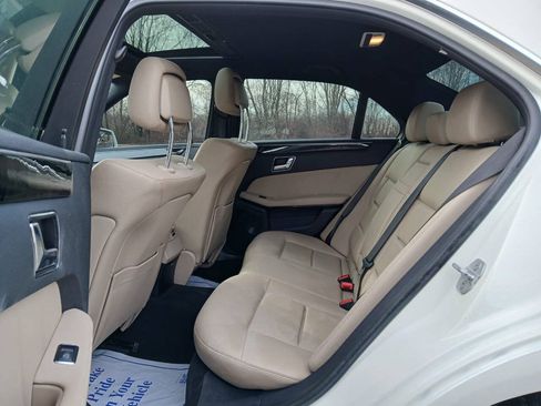 Used 2011 Mercedes-Benz E 350 Sedan w/ Premium 1 Pkg image 8