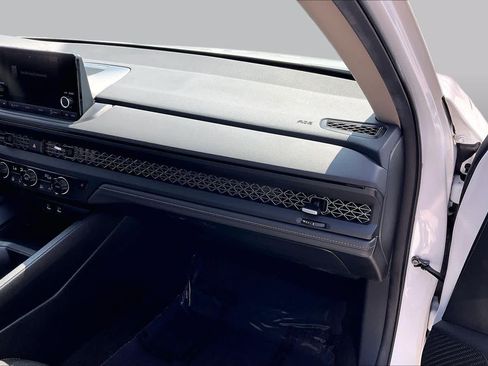 Used 2024 Honda Accord EX image 18