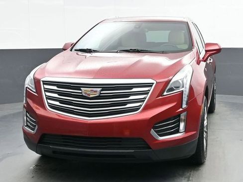Used 2019 Cadillac XT5 FWD image 3