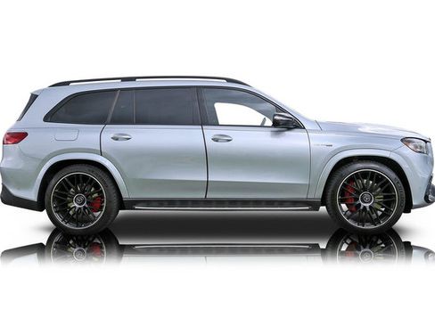 Used 2026 Mercedes-Benz GLS 63 AMG 4MATIC image 2