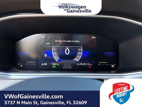 Used 2025 Volkswagen Taos SE FWD image 27