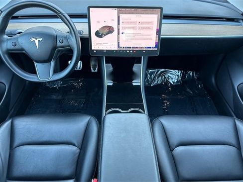 Used 2018 Tesla Model 3 Long Range image 13