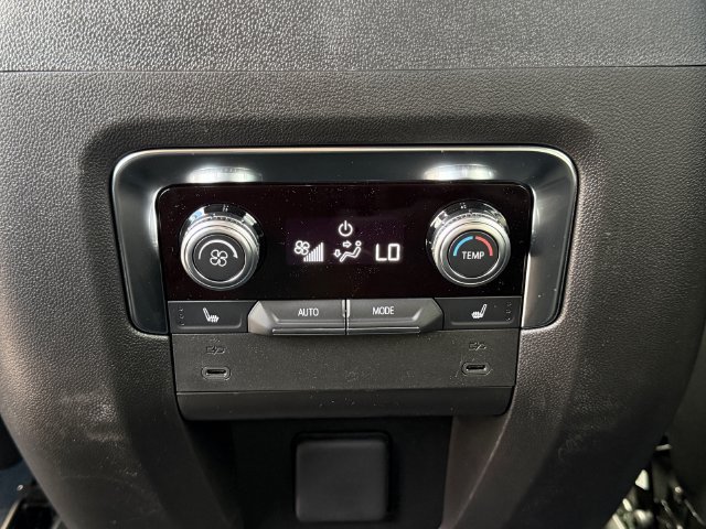 New 2026 GMC Yukon Denali RWD image 16
