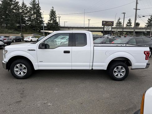 Used 2015 Ford F150 XLT w/ Equipment Group 301A Mid image 11
