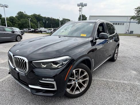 Used 2021 BMW X5 xDrive40i w/ Convenience Package AWD/4WD image 1
