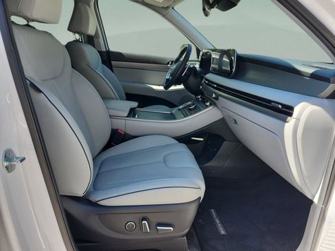 Used 2025 Hyundai Palisade SEL FWD image 19