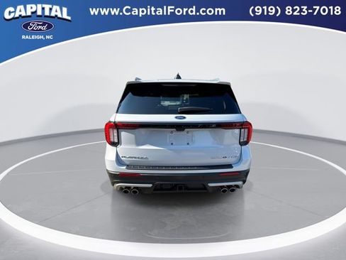 Certified 2025 Ford Explorer Platinum w/ Ultimate Package AWD/4WD image 7