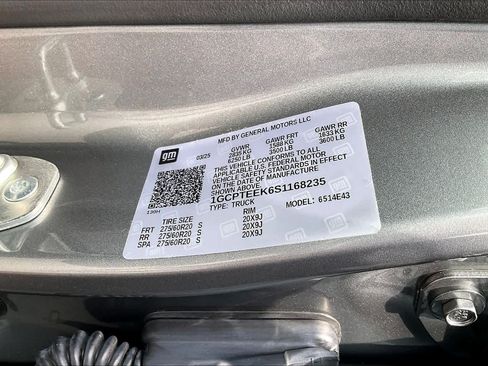 Used 2025 Chevrolet Colorado Trail Boss AWD/4WD image 30