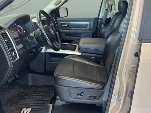 Used 2019 RAM 1500 Classic Warlock image 7