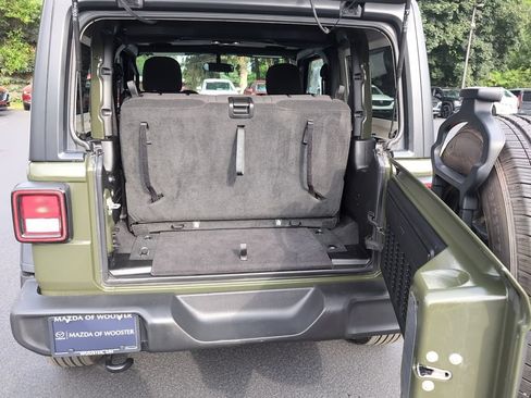 Used 2023 Jeep Wrangler Sport AWD/4WD image 10