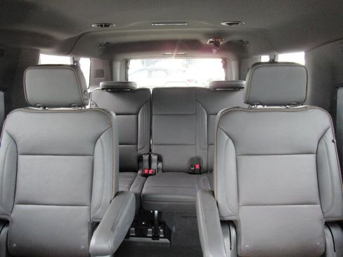 Certified 2022 Chevrolet Suburban High Country image 26
