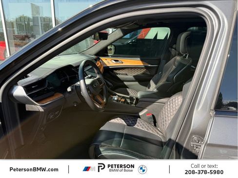 Used 2023 Jeep Grand Cherokee L Summit AWD/4WD image 14