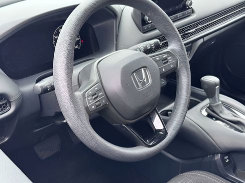 Used 2025 Honda HR-V LX image 10