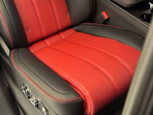 New 2026 Bentley Bentayga Speed AWD/4WD image 27