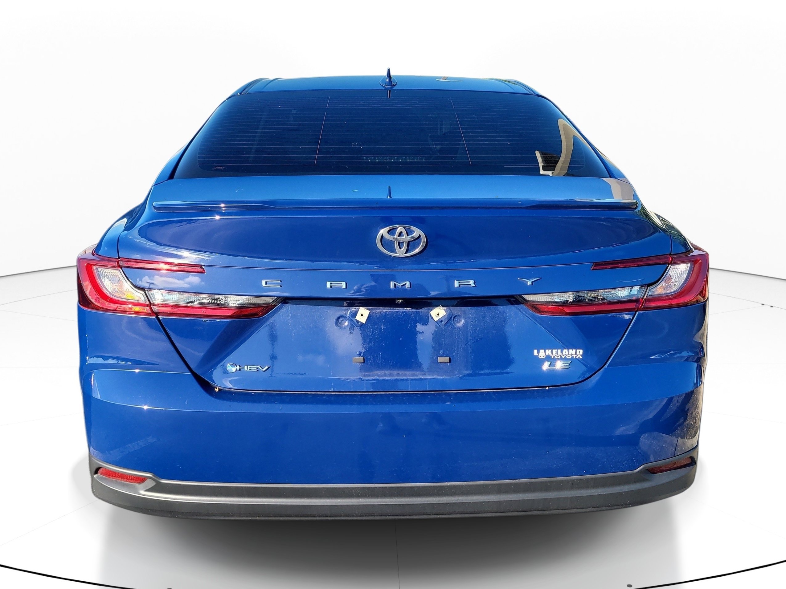 Used 2025 Toyota Camry LE w/ Convenience Package FWD image 6