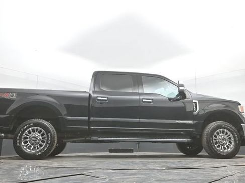 Used 2021 Ford F250 XLT w/ XLT Premium Package AWD/4WD image 47