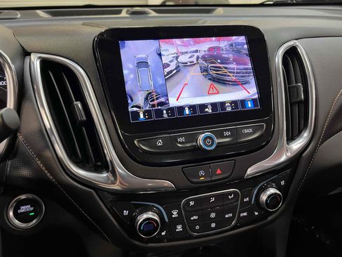 Used 2022 Chevrolet Equinox Premier image 10