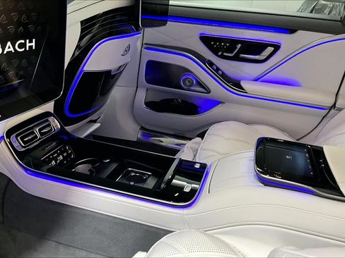 Certified 2023 Mercedes-Benz Maybach S 580 4MATIC image 34