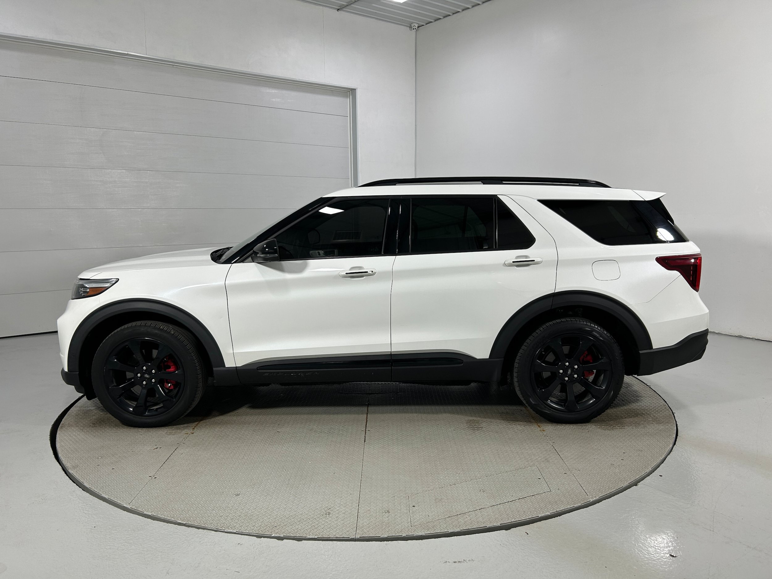 Used 2020 Ford Explorer ST w/ ST Street Pack AWD/4WD image 21