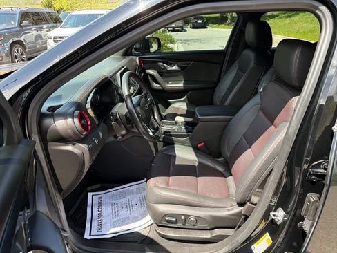 Used 2022 Chevrolet Blazer RS w/ Enhanced Convenience Package AWD/4WD image 9