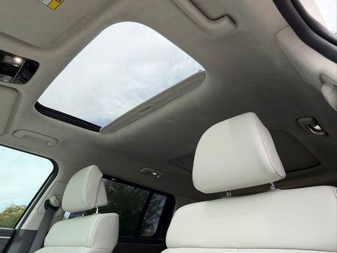 Used 2025 Hyundai Santa Fe Calligraphy FWD image 12