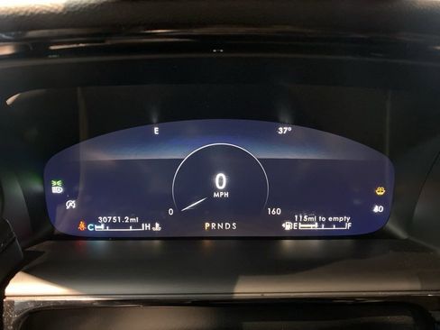 Used 2022 Lincoln Nautilus Reserve w/ Equipment Group 201A image 6