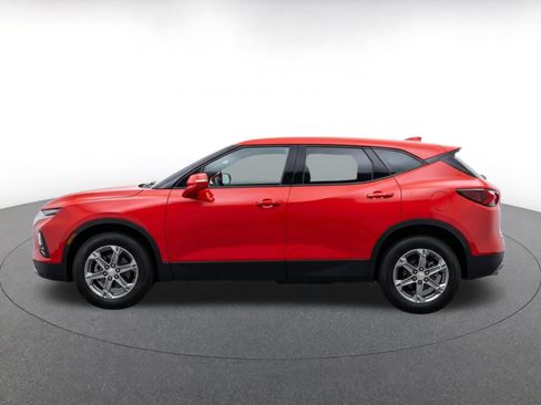 Used 2026 Chevrolet Blazer LT FWD image 4