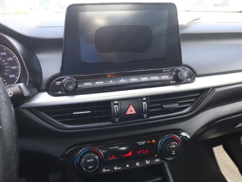 Used 2019 Kia Forte LXS FWD image 18