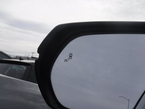 Used 2020 Honda CR-V Touring image 32