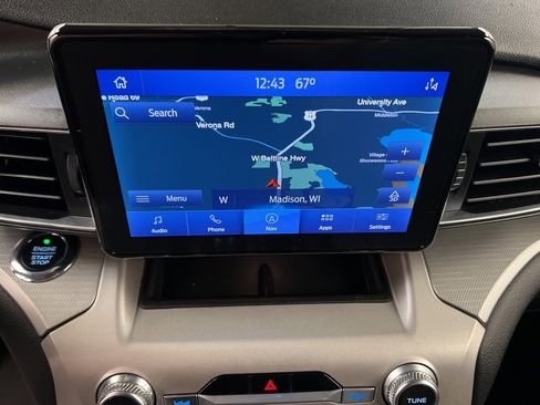 Certified 2021 Ford Explorer XLT w/ Equipment Group 202A image 11