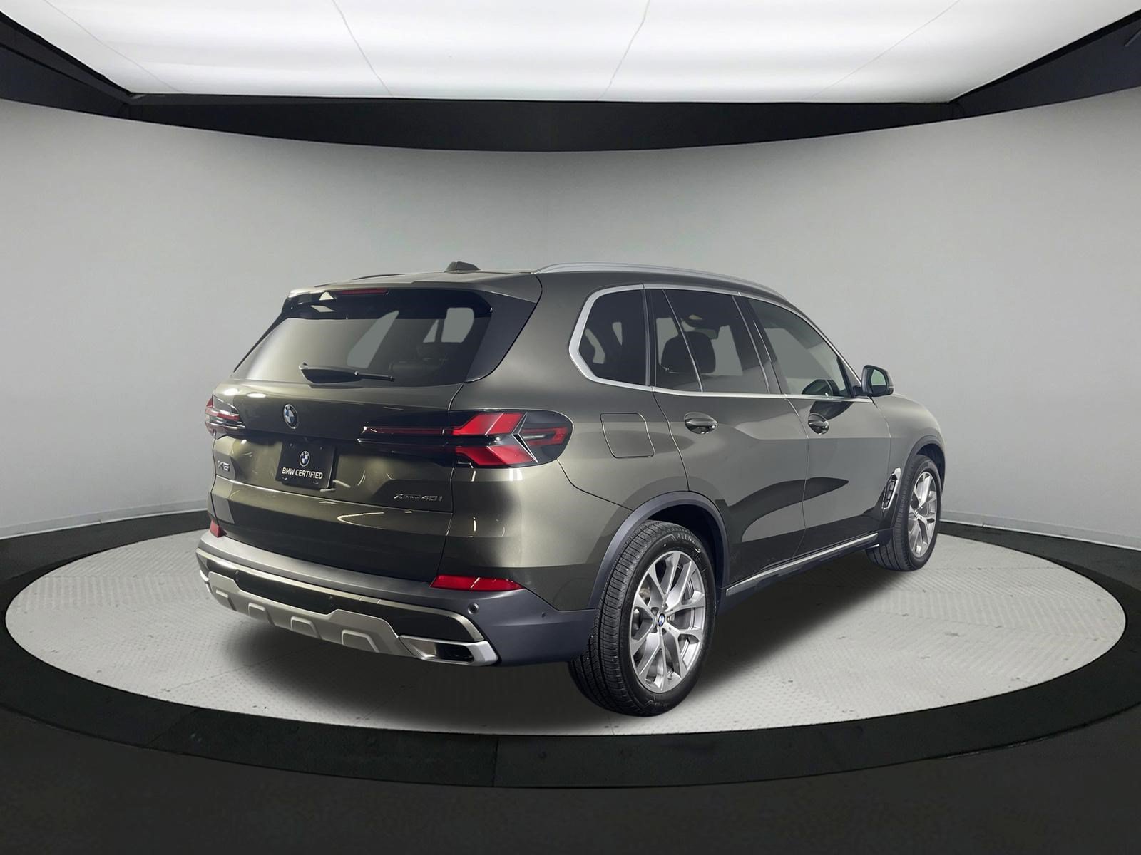 Certified 2026 BMW X5 xDrive40i AWD/4WD image 6