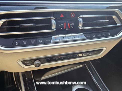 Used 2021 BMW X7 xDrive40i w/ M Sport Package image 13