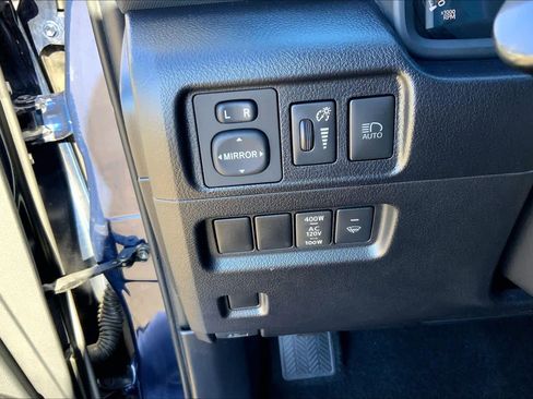 Used 2023 Toyota 4Runner SR5 image 31