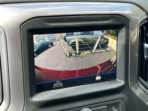 Used 2022 Chevrolet Silverado 1500 Custom image 17